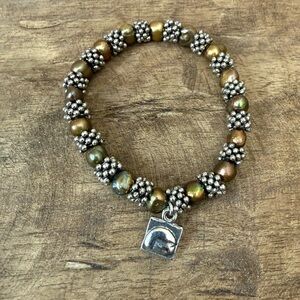 Stretchy Bronze/Green Bracelet with Cavier Beads